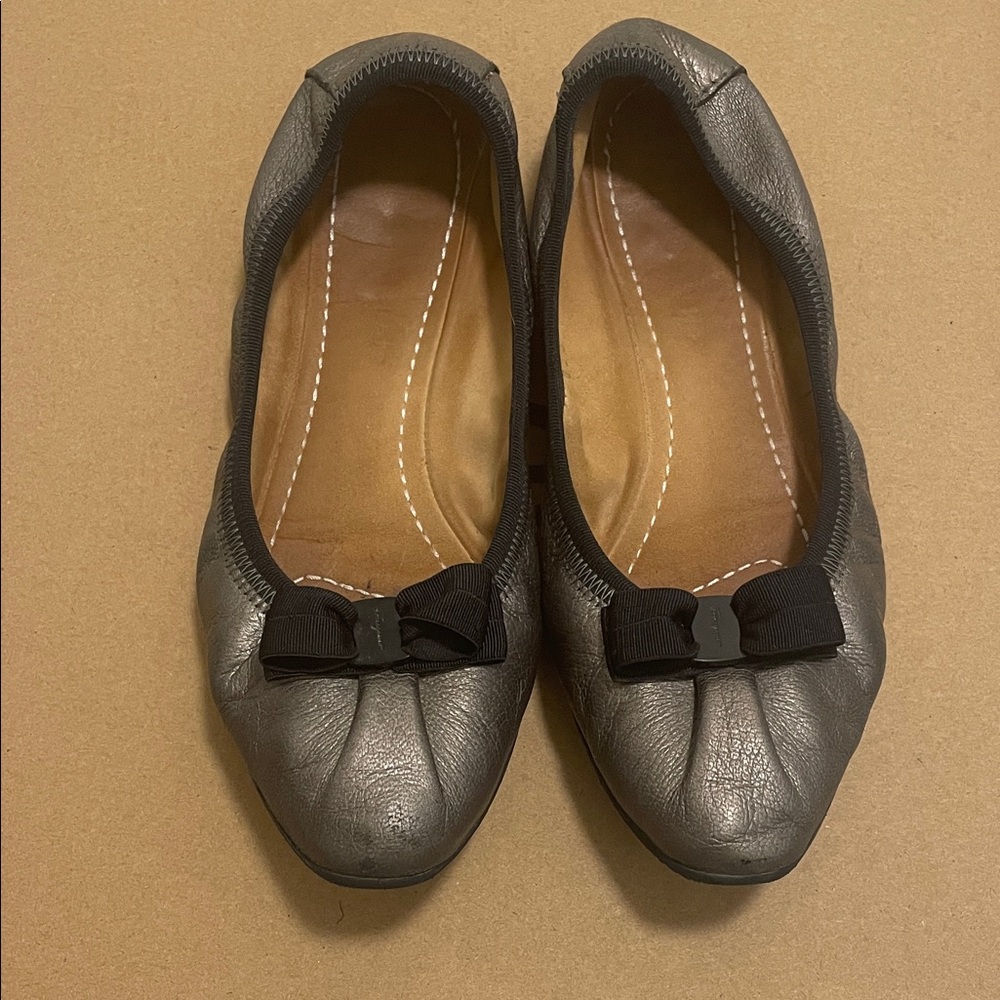 💯Authentic Salvatore Ferragamo My Joy New Bronze Black Varina Bow Flats Shoes